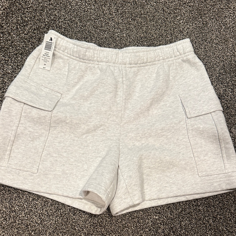 Aritzia Light Gray Cargo Shorts